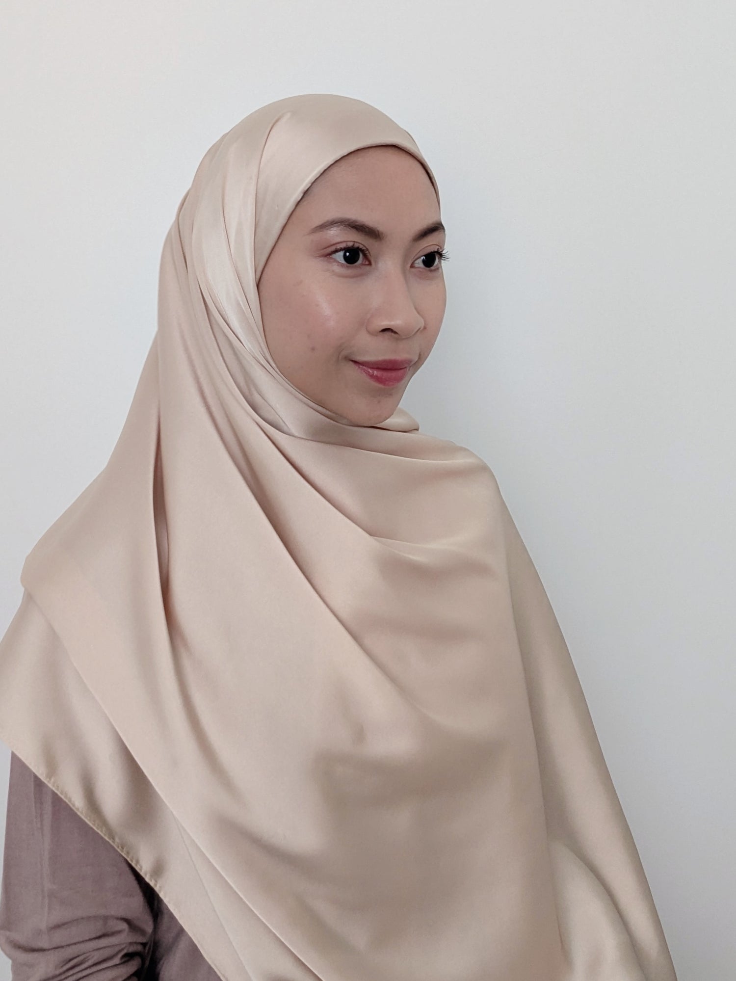 Resham - Everyday Elegance Solution