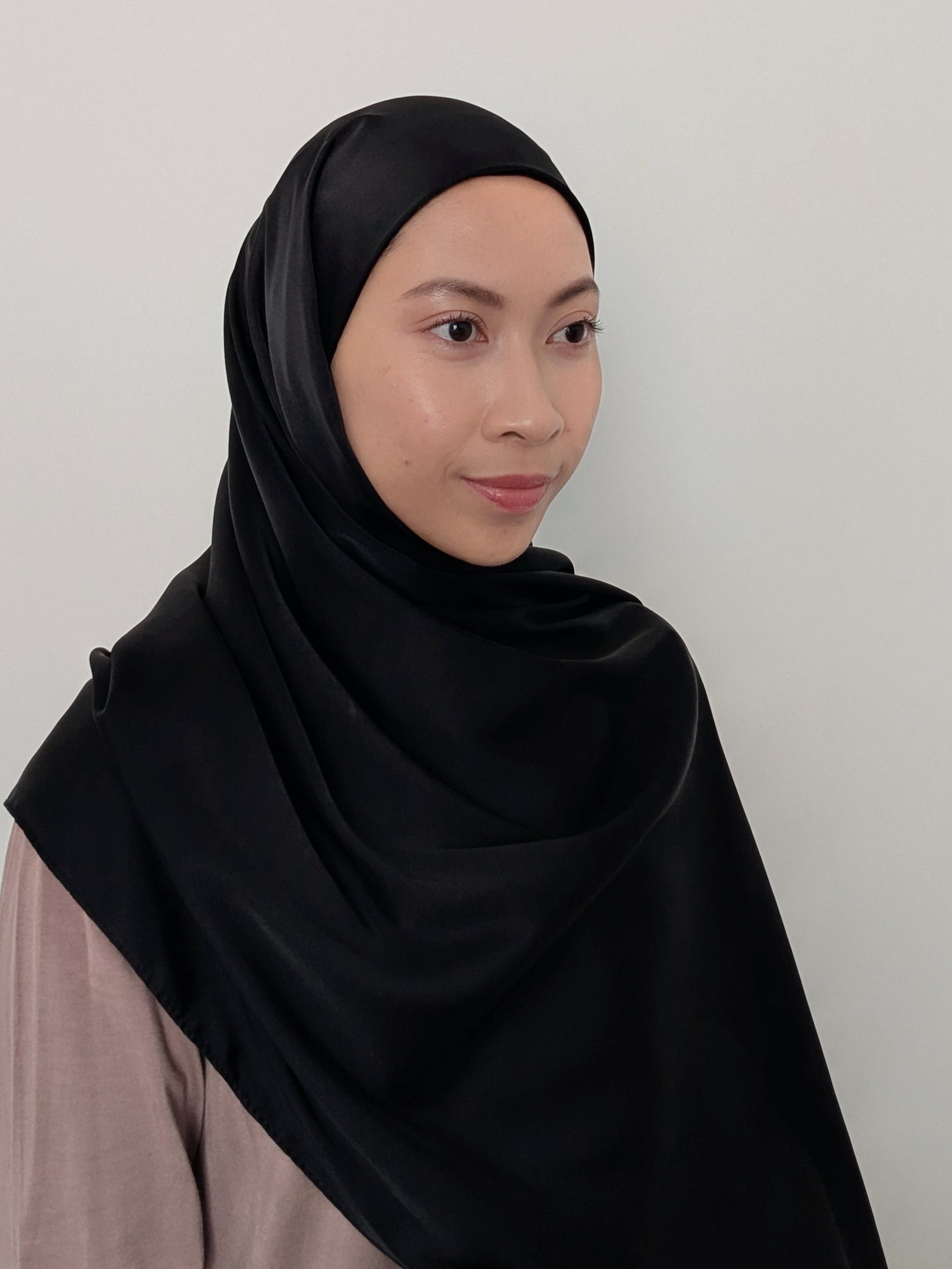 Resham - Everyday Elegance Solution